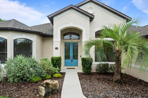 House in Weeki Wachee, Florida 3 bedrooms, 203.27 sq.m. № 1873972 - photo 5