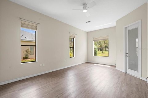 House in Weeki Wachee, Florida 3 bedrooms, 203.27 sq.m. № 1873972 - photo 18