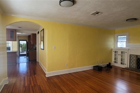 Villa ou maison à louer à Saint Petersburg, Floride: 3 chambres, 122.54 m2 № 2105158 - photo 6