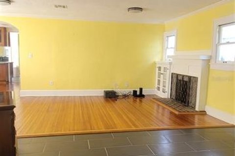 Villa ou maison à louer à Saint Petersburg, Floride: 3 chambres, 122.54 m2 № 2105158 - photo 2