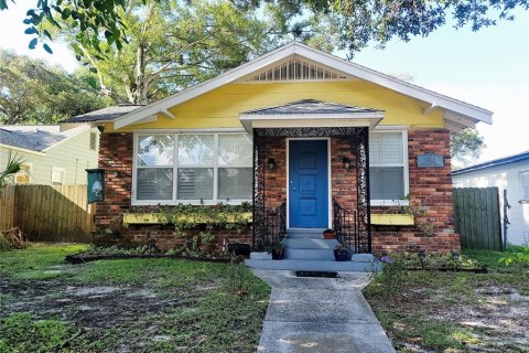 Villa ou maison à Saint Petersburg, Floride 3 chambres, 122.54 m2 № 2105158