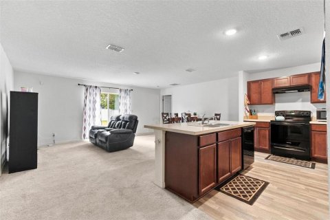 Villa ou maison à vendre à Palm Coast, Floride: 4 chambres, 167.78 m2 № 2388561 - photo 5