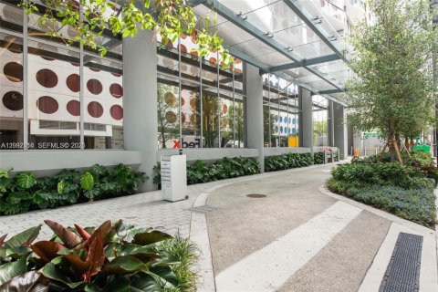Copropriété à louer à Miami, Floride: 1 chambre, 86.86 m2 № 2154274 - photo 3
