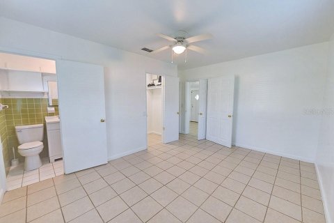 House in Inverness, Florida 2 bedrooms, 113.34 sq.m. № 2204797 - photo 13