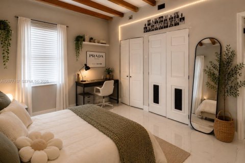 House in Miami, Florida 4 bedrooms, 108.51 sq.m. № 2319928 - photo 9