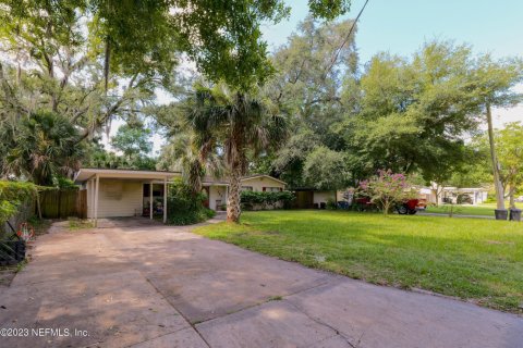 House in Jacksonville, Florida 4 bedrooms, 144.28 sq.m. № 772618 - photo 1