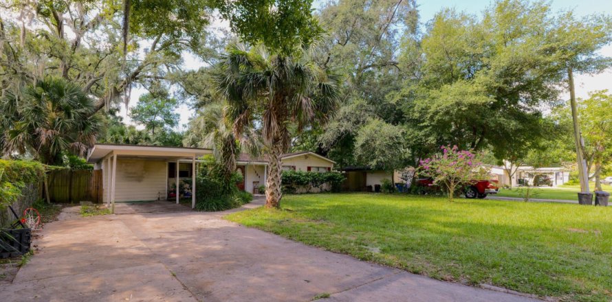 House in Jacksonville, Florida 4 bedrooms, 144.28 sq.m. № 772618