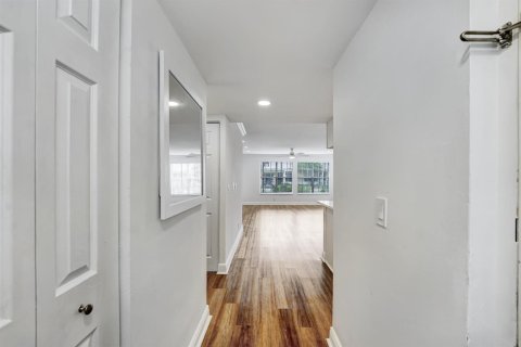 Copropriété à vendre à Boca Raton, Floride: 2 chambres, 91.14 m2 № 2185387 - photo 5