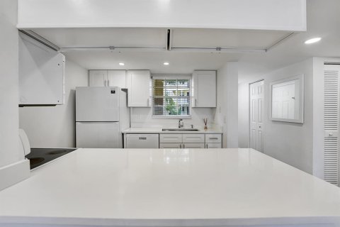 Copropriété à vendre à Boca Raton, Floride: 2 chambres, 91.14 m2 № 2185387 - photo 9