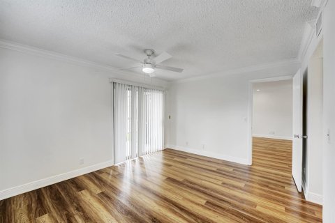 Copropriété à vendre à Boca Raton, Floride: 2 chambres, 91.14 m2 № 2185387 - photo 17