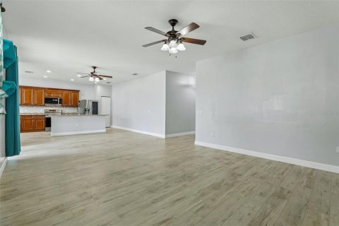 Villa ou maison à vendre à Mulberry, Floride: 3 chambres, 188.03 m2 № 2287010 - photo 7