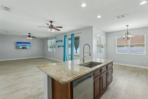 Villa ou maison à vendre à Mulberry, Floride: 3 chambres, 188.03 m2 № 2287010 - photo 16