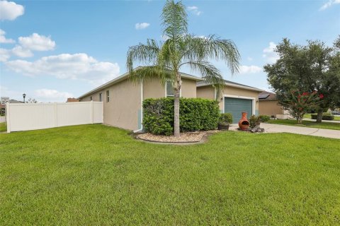 Villa ou maison à vendre à Mulberry, Floride: 3 chambres, 188.03 m2 № 2287010 - photo 3