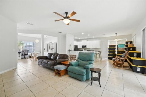 House in Orlando, Florida 5 bedrooms, 275.08 sq.m. № 1904552 - photo 16