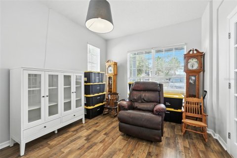 House in Orlando, Florida 5 bedrooms, 275.08 sq.m. № 1904552 - photo 11