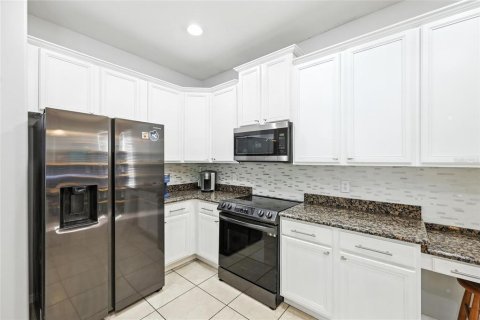 House in Orlando, Florida 5 bedrooms, 275.08 sq.m. № 1904552 - photo 19