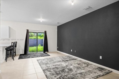 Adosado en alquiler en Miami Gardens, Florida, 3 dormitorios, 124.86 m2 № 2041821 - foto 30
