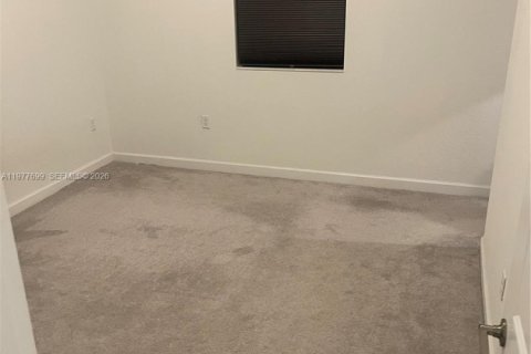 Adosado en alquiler en Miami Gardens, Florida, 3 dormitorios, 124.86 m2 № 2041821 - foto 16