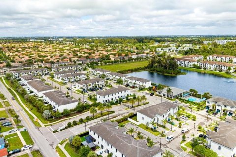 Adosado en alquiler en Miami Gardens, Florida, 3 dormitorios, 124.86 m2 № 2041821 - foto 27