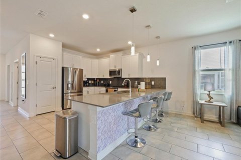 Villa ou maison à louer à Davenport, Floride: 8 chambres, 405.98 m2 № 1657754 - photo 17