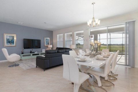 Villa ou maison à vendre à Davenport, Floride: 5 chambres, 258.64 m2 № 1833138 - photo 10