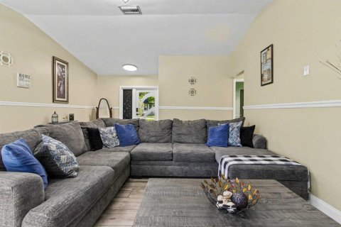 Villa ou maison à vendre à Lauderhill, Floride: 3 chambres, 108.32 m2 № 2428600 - photo 18
