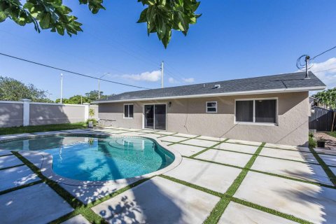 Villa ou maison à vendre à Lauderhill, Floride: 3 chambres, 108.32 m2 № 2428600 - photo 7