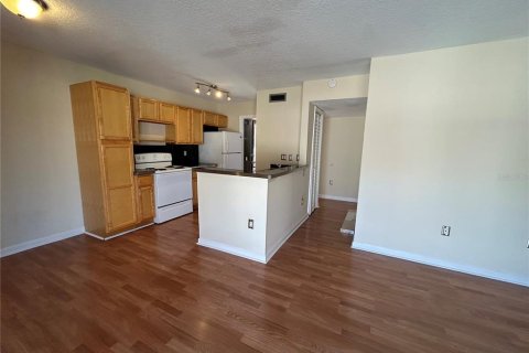 Copropriété à vendre à Casselberry, Floride: 2 chambres, 96.62 m2 № 2095002 - photo 6