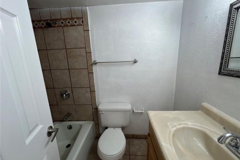Copropriété à vendre à Casselberry, Floride: 2 chambres, 96.62 m2 № 2095002 - photo 12