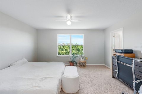 Touwnhouse à vendre à Bradenton, Floride: 3 chambres, 162.3 m2 № 2425714 - photo 13