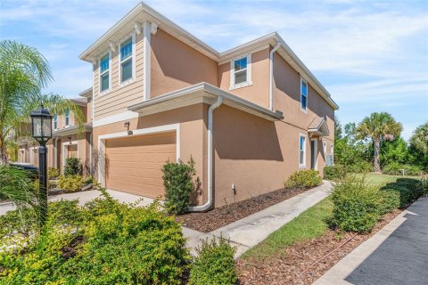 Touwnhouse à vendre à Bradenton, Floride: 3 chambres, 162.3 m2 № 2425714 - photo 2