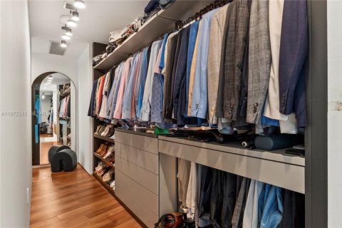 Copropriété à vendre à Miami Beach, Floride: 3 chambres, 260.78 m2 № 2033826 - photo 24