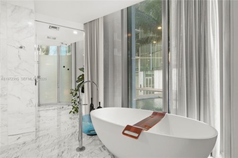 Copropriété à vendre à Miami Beach, Floride: 3 chambres, 260.78 m2 № 2033826 - photo 22