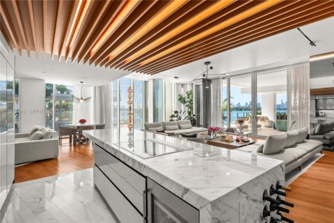 Copropriété à vendre à Miami Beach, Floride: 3 chambres, 260.78 m2 № 2033826 - photo 10
