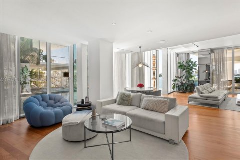 Copropriété à vendre à Miami Beach, Floride: 3 chambres, 260.78 m2 № 2033826 - photo 2