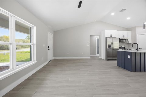 Villa ou maison à vendre à Citrus Springs, Floride: 3 chambres, 134.52 m2 № 2121649 - photo 5