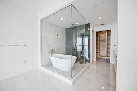 Copropriété à louer à Miami, Floride: 3 chambres № 1995959 - photo 18