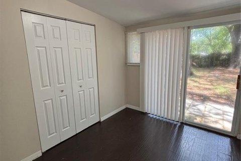 House in Saint Petersburg, Florida 2 bedrooms, 63.55 sq.m. № 2329794 - photo 6