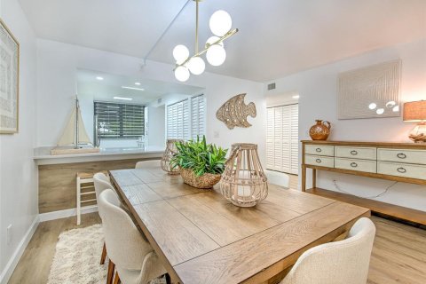 Copropriété à louer à Longboat Key, Floride: 2 chambres, 117.06 m2 № 1295324 - photo 15