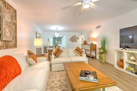 Copropriété à louer à Longboat Key, Floride: 2 chambres, 117.06 m2 № 1295324 - photo 17