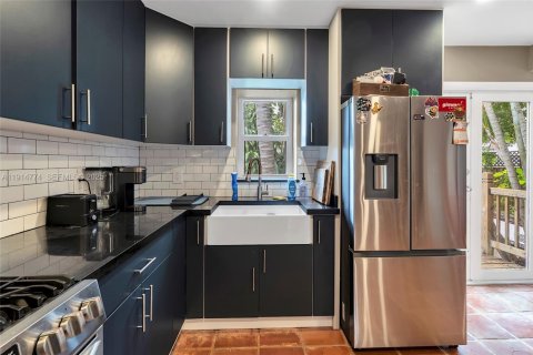 Casa en venta en Miami, Florida, 3 dormitorios, 96.34 m2 № 1983952 - foto 18