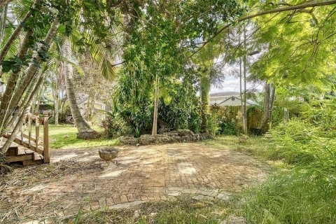 House in Miami, Florida 3 bedrooms, 96.34 sq.m. № 1983952 - photo 26