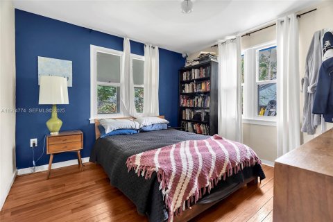 Casa en venta en Miami, Florida, 3 dormitorios, 96.34 m2 № 1983952 - foto 14