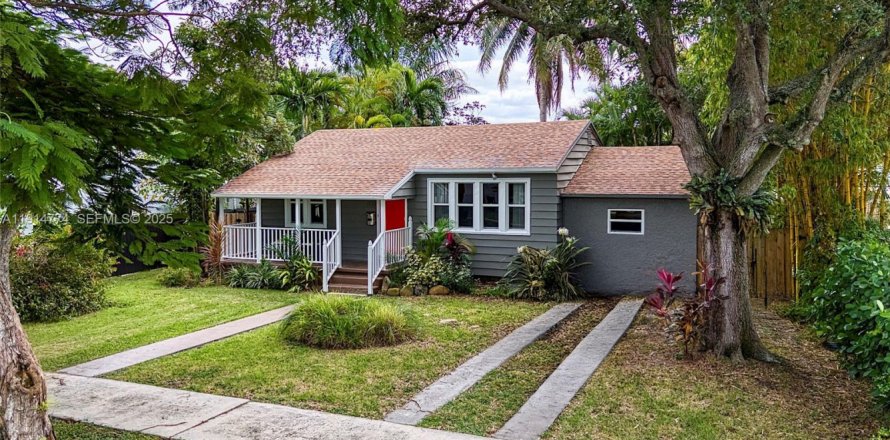 Casa en Miami, Florida 3 dormitorios, 96.34 m2 № 1983952