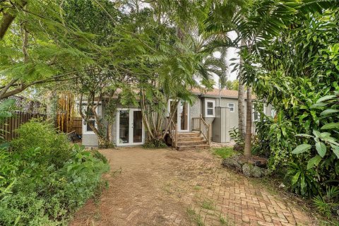 House in Miami, Florida 3 bedrooms, 96.34 sq.m. № 1983952 - photo 25