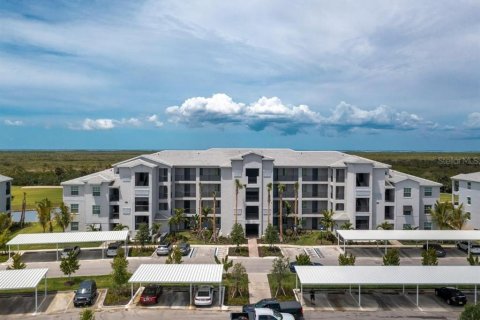 Copropriété à louer à Punta Gorda, Floride: 2 chambres, 107.21 m2 № 1539913 - photo 1