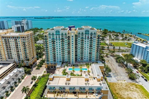 Condominio en venta en Sarasota, Florida, 2 dormitorios, 122.91 m2 № 1913713 - foto 1