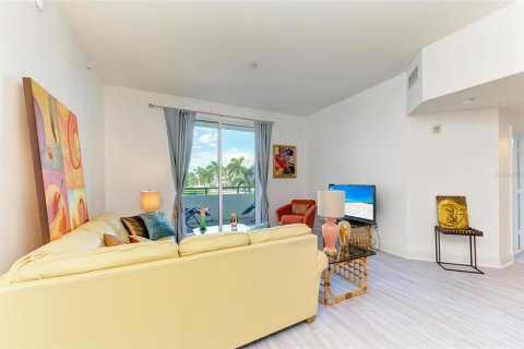 Condominio en venta en Sarasota, Florida, 2 dormitorios, 122.91 m2 № 1913713 - foto 19