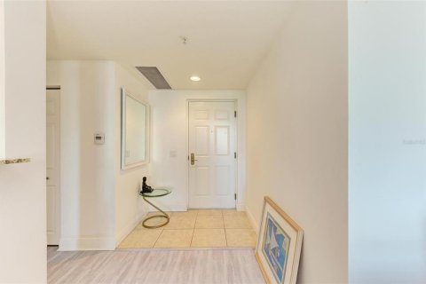 Condominio en venta en Sarasota, Florida, 2 dormitorios, 122.91 m2 № 1913713 - foto 23
