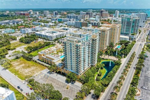 Condominio en venta en Sarasota, Florida, 2 dormitorios, 122.91 m2 № 1913713 - foto 6